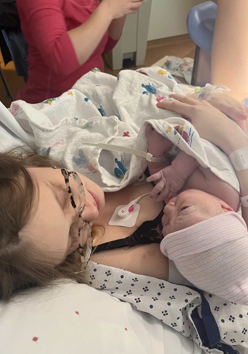 𝘼𝙙𝙤𝙘𝙩𝙨 tweet media