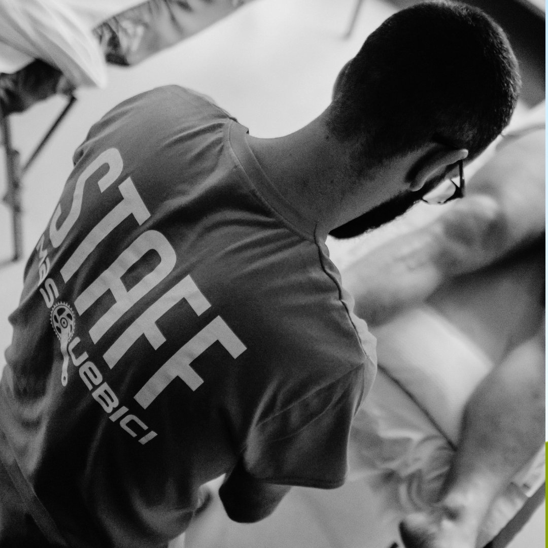 En carreras por etapas, improvisar suele salir caro. Decidir con criterio marca la diferencia.

In stage races, improvisation usually comes at a high cost. Deciding wisely makes the difference.