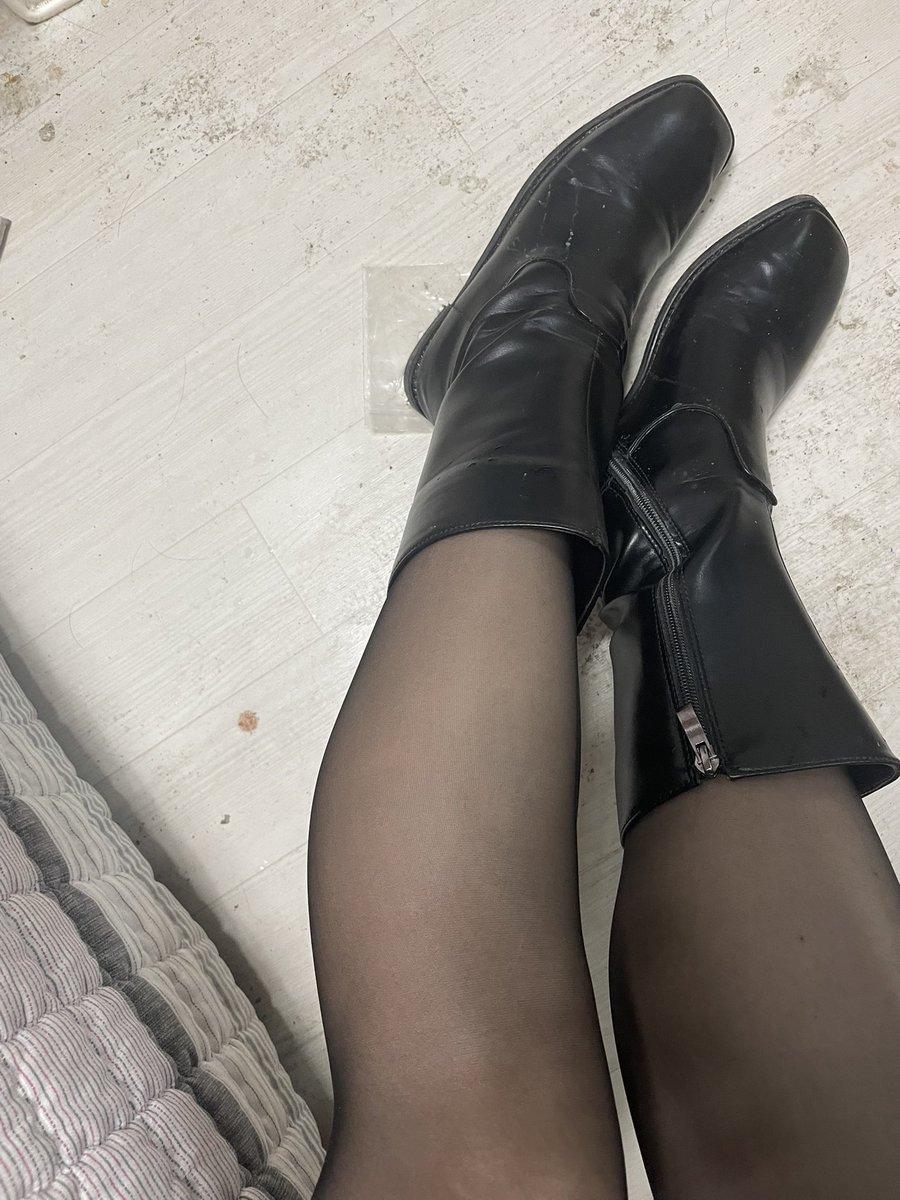 白嫖傻逼怎么那么多看了都不点赞关注转发每天被ai人机私信骚扰烦死