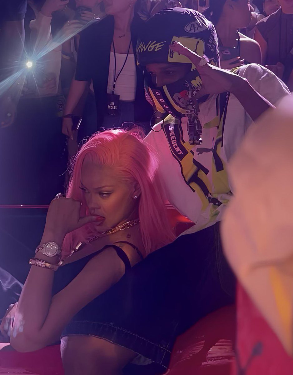 sex__joker's tweet image. 