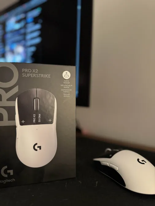 Ul5sh's tweet photo. Thanks to @LogitechGUK team just got my hands on the Logitech G PRO X2 SUPERSTRIKE. Love the new haptic click system. It makes my clicks faster and smoother.
#PROX2SUPERSTRIKE #LOGITECHG https://t.co/QKyWXnT2D7