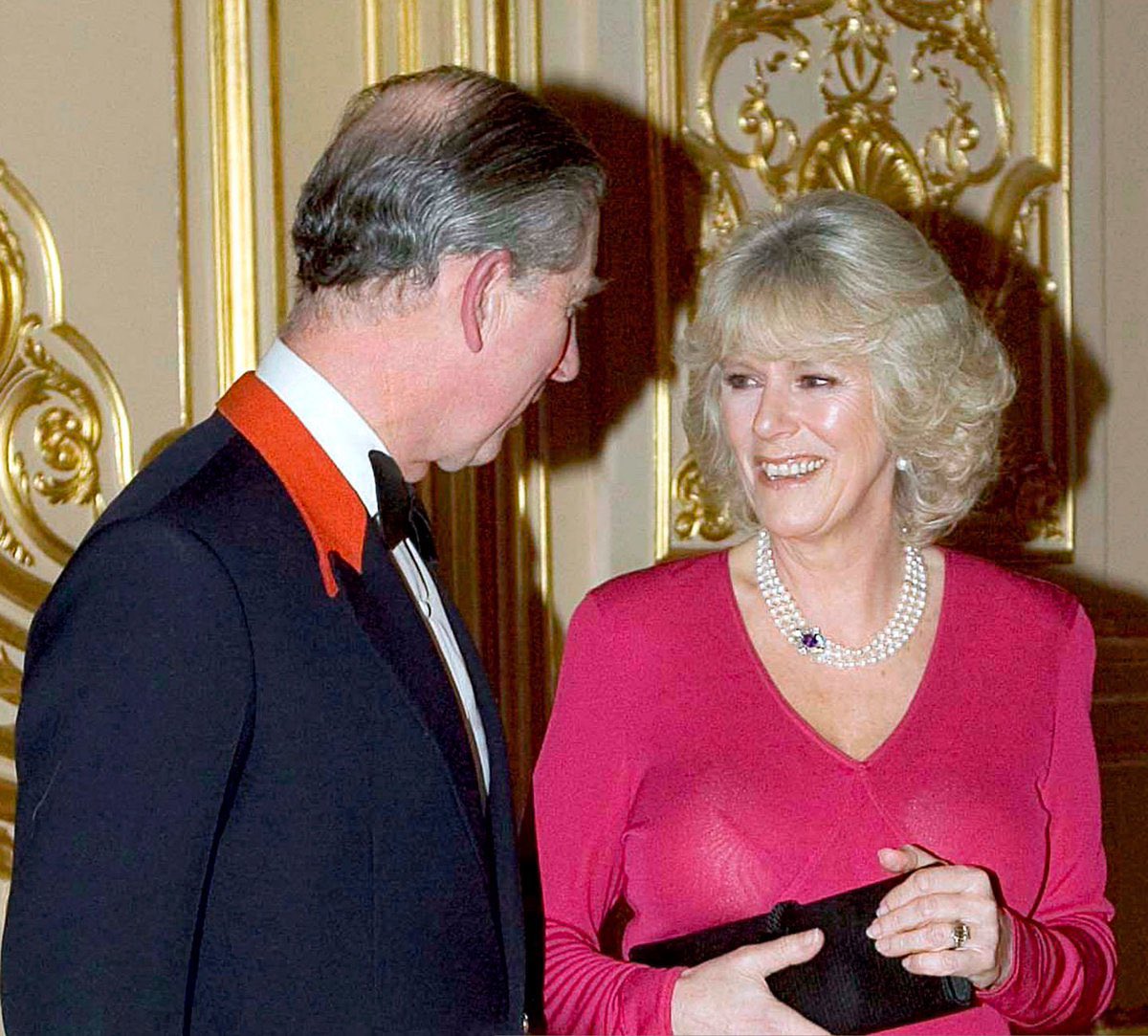 fourseen12's tweet image. If you need a definition of happiness…👇❤️ this is it.

And this was just a first glimpse of what we got since already 21 years 💕

Happy engagement anniversary to Their Majesties ❤️ #MyHeart #TrueLove #QueenCamilla #KingCharlesIII