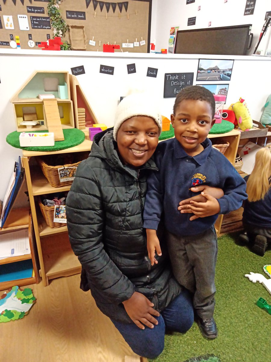 Miss Taylor tweet media