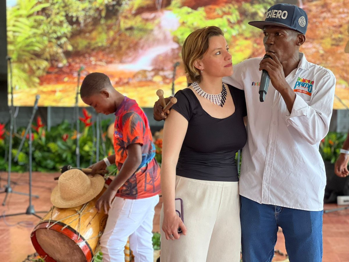 Red Adelco tweet media