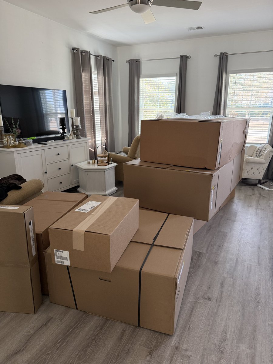 Christopher Wipper tweet media