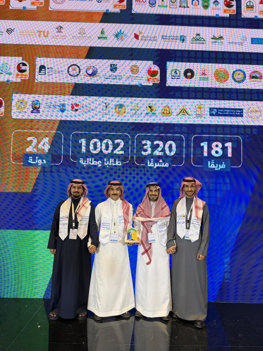 حاتم tweet media