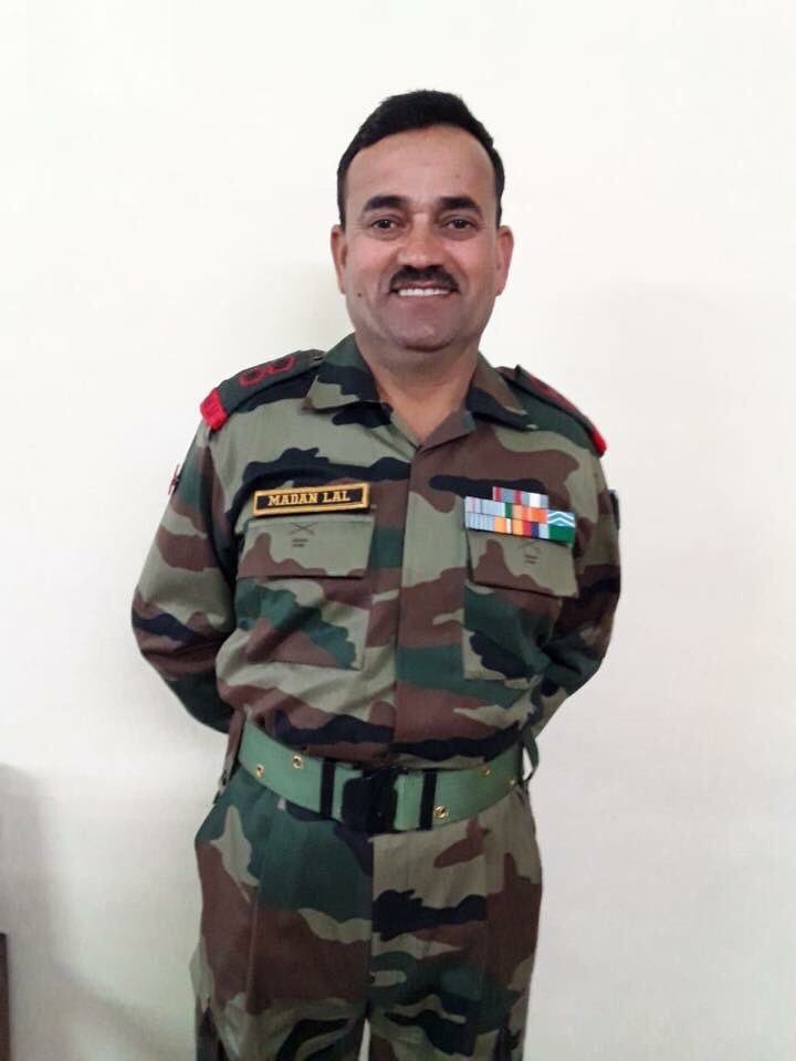 Remembering and paying homage to #IndianArmy
#BraveHeart 
HONORARY LIEUTENANT MADAN LAL CHOUDHARY || 1 JAKLI || on his #BalidanDiwas today. 

He immortalized in line of duty while saving many lives  in 2018 in Sunjwan terror attack in Jammu.
Never forget
#Freedomisnotfree