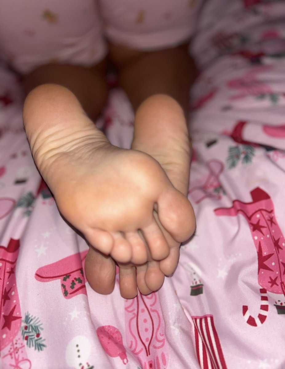 Soles of perfection… soft like a baby’s bum and who’s gonna be the next naughty daddy 👣🥵👅

<a href="/EliteFeetStreet/">EliteFeetStreet 🇬🇧 (23K) EFS</a> <a href="/IPayLadiesToWa1/">I pay Girls to walk all over me-Essex Doormat</a> <a href="/T0ILETF00Tslave/">toiletfootcleaningslave</a> <a href="/Cumminforlara/">I LOVE BUSTING TO FEET 💦🦶🏽🦶🏼🦶🏾</a> <a href="/Alilouelr/">GeralT ELR</a> <a href="/welshfootboy/">WelshFootBoyPromo 🏴󠁧󠁢󠁷󠁬󠁳󠁿</a> 

#footfetısh #feetworshi̇p #feetِ #soles #softsoles