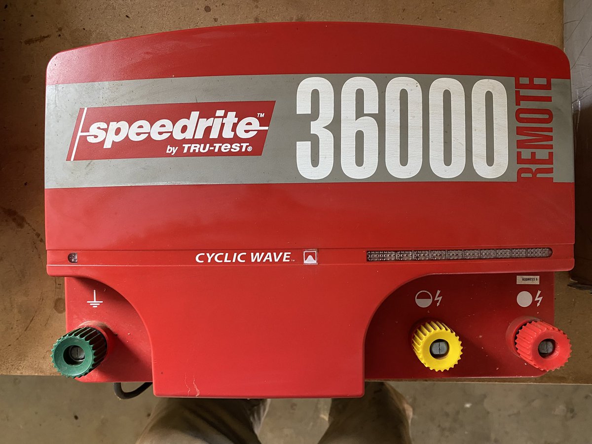 Kerin_Ag's tweet image. #asktwitter Wondering if anyone knows where or who can repair electric fence energises?
 Speedright no longer keeps Parts for this model
#speedrightenergiseres
#electricfencerepaires