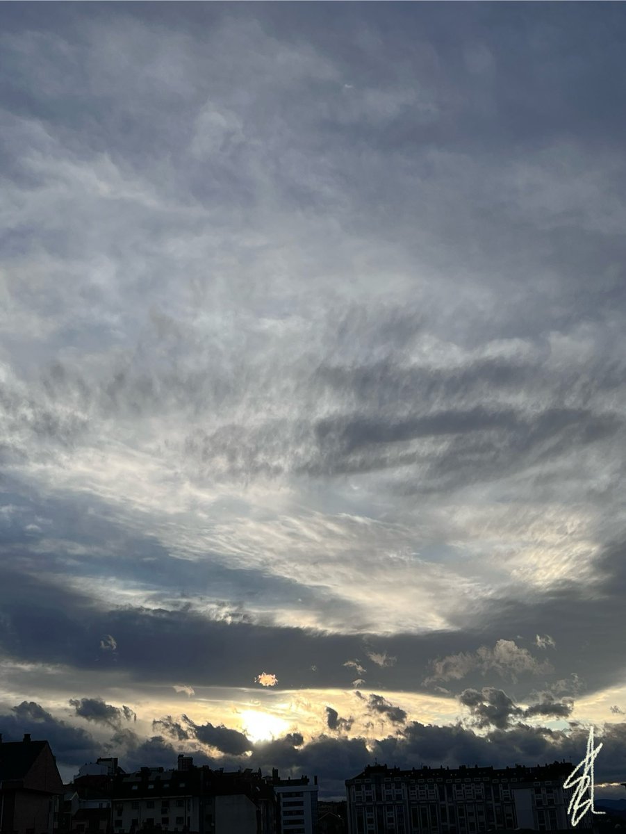 Temperaturas divergentes para mantenernos entretenidos.
Nada casual.