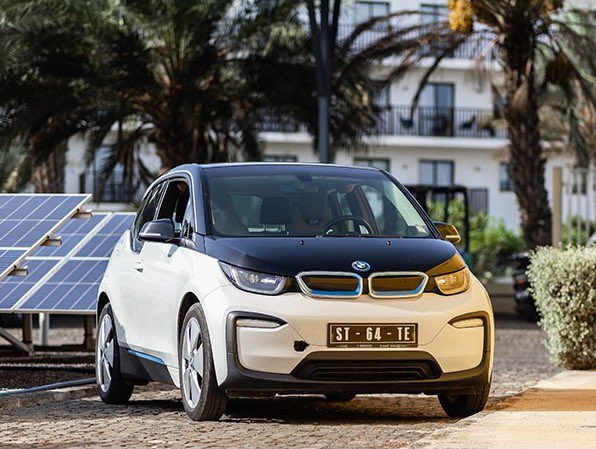 AguasPontaPreta's tweet photo. Cumprem-se 7 anos da chegada das 7 primeiras viaturas eléctricas de #CaboVerde (do modelo @BMWi3) após parceria junto da #ELECTRA, @LUinPraia , #CERMI, @ECREEE_ECOWAS e @GovernoCV https://t.co/9MgIlKhWZ7