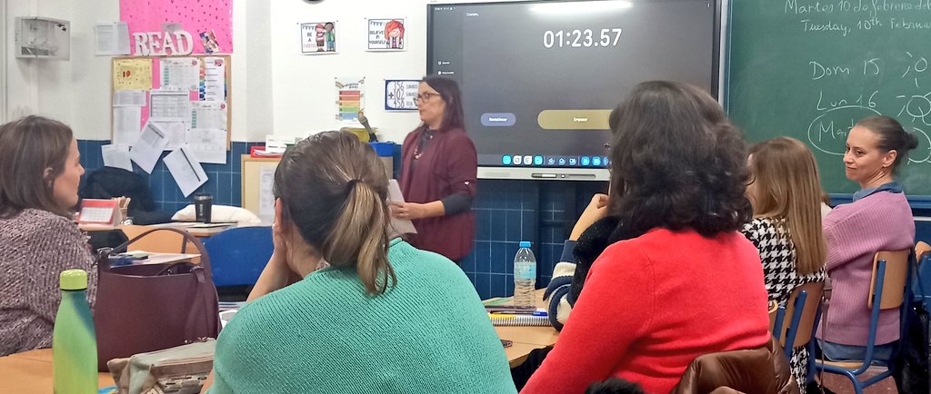 Nuria Guerrero trae el Aprendizaje Cooperativo al CEIP Alcazaba, apoyo externo a su proyecto de autoformación
<a href="/cepdegranada/">CEP de Granada</a>