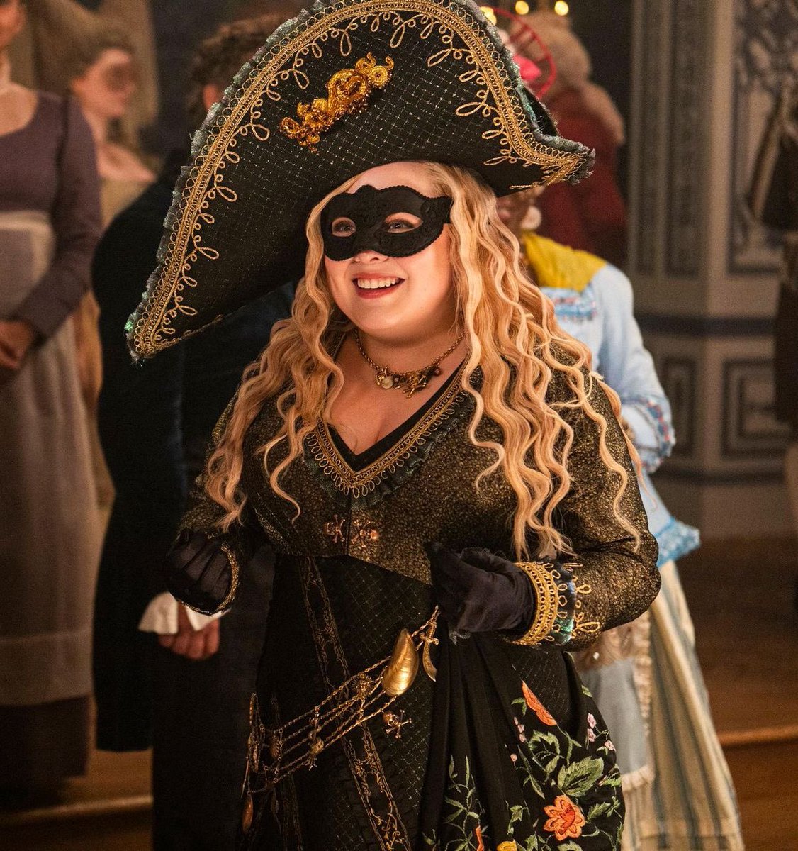 Obsessed husband                      Pretty wife