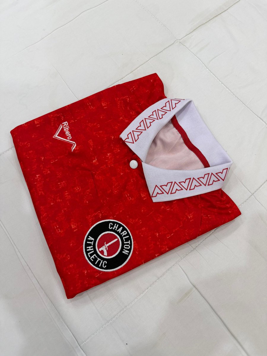 Redrobinsretro1's tweet image. 🛑COMPETITION🛑

92 Ribero Shirt will be on sale Thursday  on X @ 6pm. 

W are doing a giveaway before the sale

To win one FREE:

• Repost 🔄

• Follow us ❤️

• Comment your size 😁

• Join our discord- discord.gg/tQmpMVk86

Winner announced @ 2pm tomorrow 

#CAFC