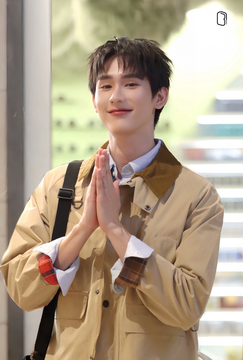 (🍅🦊) FORCEBOOK WITH BARBOUR
#Barbour #PATLuxuryGroup
#kasibook <a href="/kasibook/">กษิบ๊อง (ปลูกผลเขือเทศ)</a> 

ขอขอบคุณทาง #BarbourTH ที่ให้โอกาส #ฟอสบุ๊ค ได้มาเป็นส่วนหนึ่งของการเปิดสโตร์ใหม่ในวันนี้ พร้อมกับมอบลุคเท่ ๆ ให้สมใจพี่เดช 😏 ทุกคนสามารถช็อปกันได้แล้ว ณ ใจกลางเมืองสุขุมวิท 🛍️✨  

ขอขอบคุณทาง