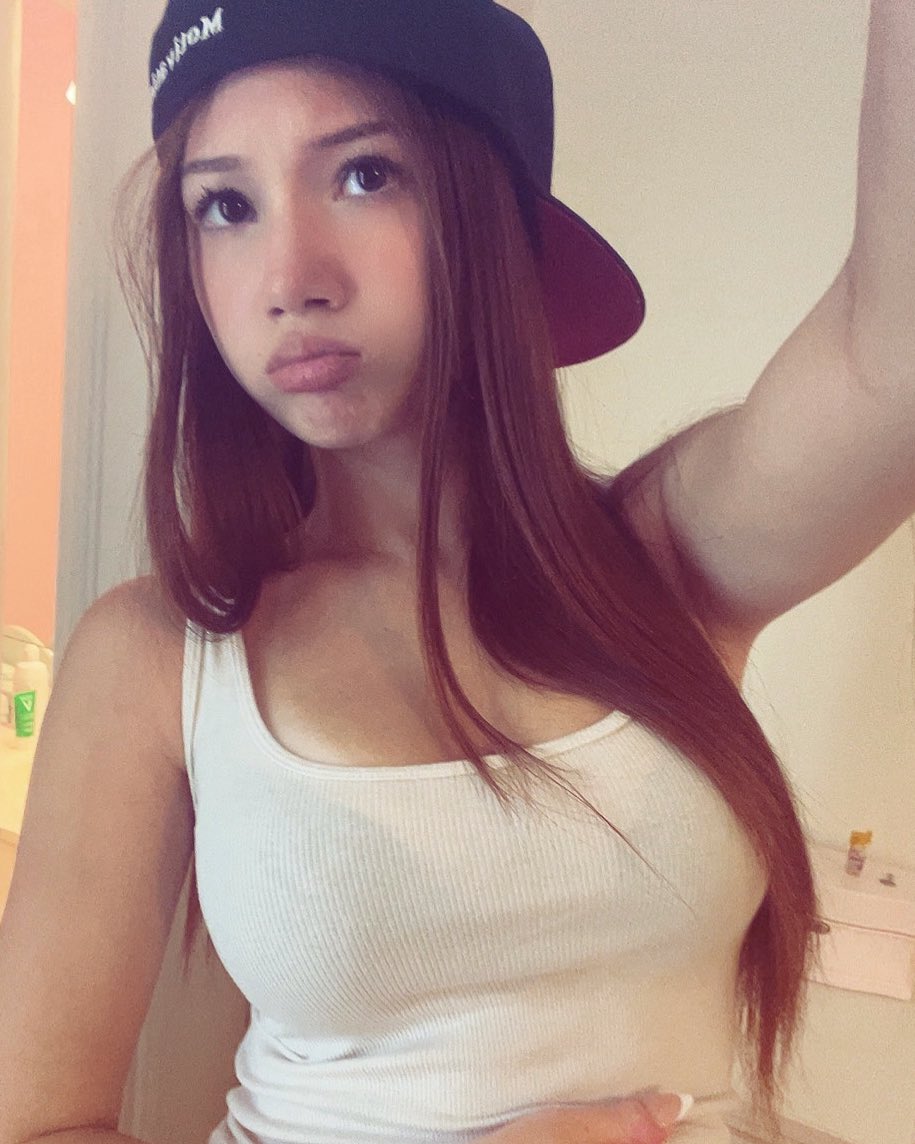 zoe4nya's tweet image. how listening to boyfriend by big time rush feels