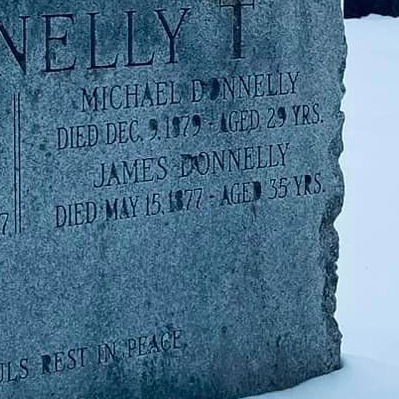 DarlingTerrace's tweet photo. The Donnelly Massacre
James Donnelly Jr., born in Ireland in 1841 died 1877, reportedly of natural causes, though some, including historian Ray Fazakas, suggest his death may have been the result of a gunshot, leaving some mystery surrounding his passing. 
https://t.co/QBCrXuzVVC https://t.co/dNKJuDPypi