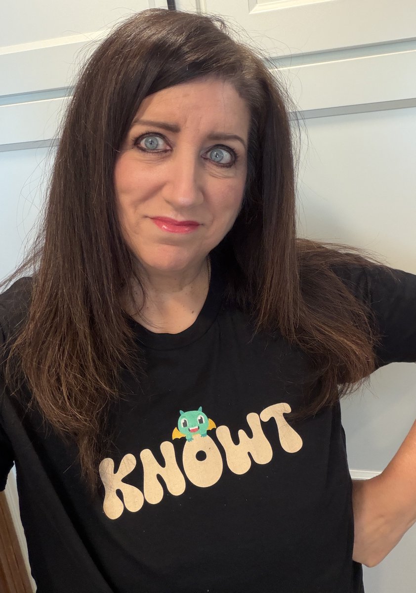 magistrazee's tweet image. It’s #techtshirttuesday so take ⁦@KnowtTeam⁩ of this new tool that I learned more about ⁦@TCEA⁩ #TCEA ⁦@farmerfaubs⁩ #eduguardians Quick flash cards-study modes-AP exam hub-personal tutor-record lecture get notes &amp;amp; so much MORE!