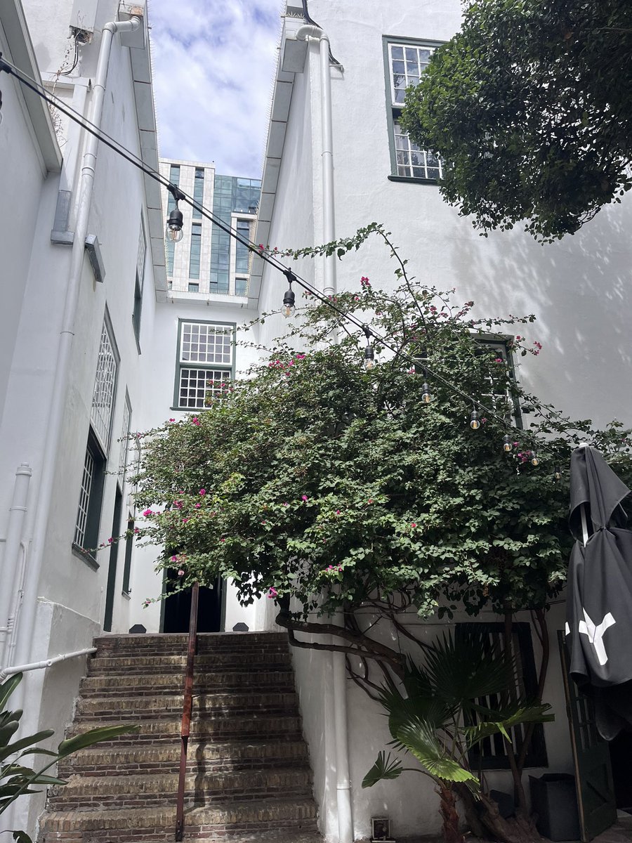 The doors of opportunity have opened up for me and I’m so excited. It feels so good knowing that my hard work has paid off. 

Hello from my new workplace. 👋🏼