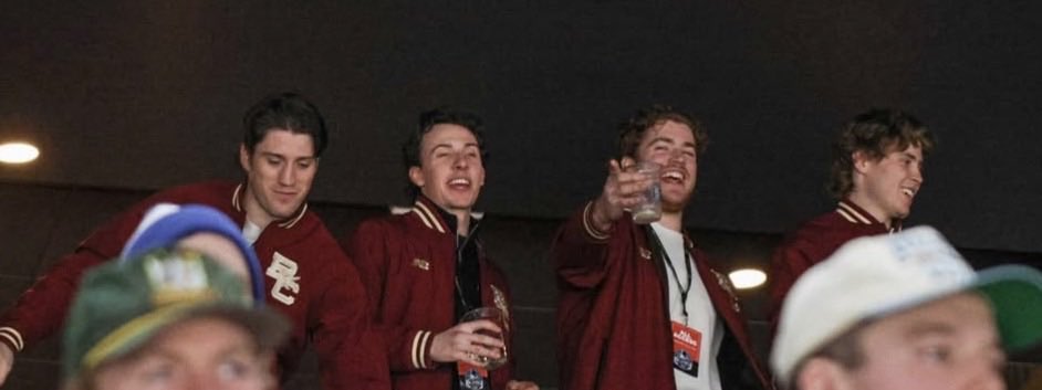 lenospaced's tweet image. new pic where u can see all four guys!!!!! leno gabe fowls and will 🩷