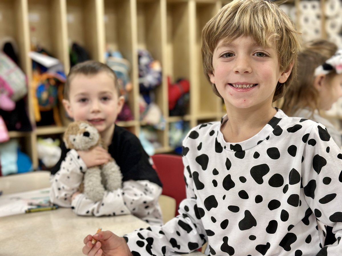 Our Kindergarten is celebrating 101 days of school! 🐾 🐶 
#SJSAH #StJamesSchoolAH #SJSBulldogs