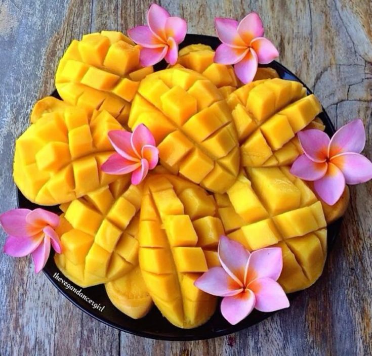 imarthadavid31's tweet photo. Do you guys team Mango or team Watermelon?

#DareYouToDeathEP8 https://t.co/C0GJMnM5fy