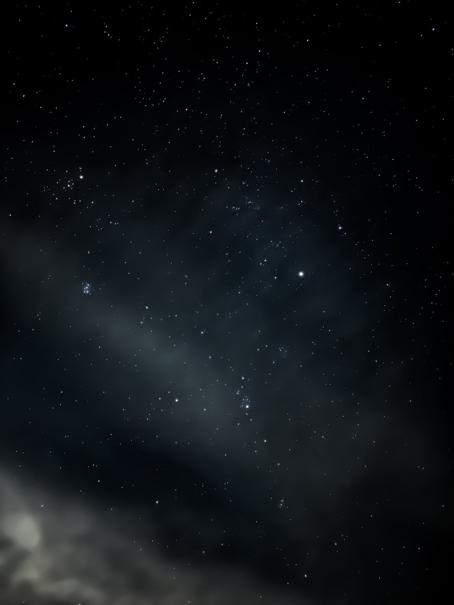 Keeponloviinu's tweet photo. February stars https://t.co/1HVHiTJwZ6