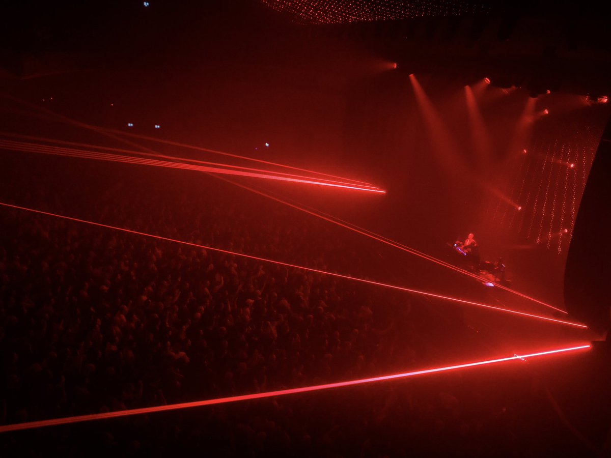 Underworld tweet media