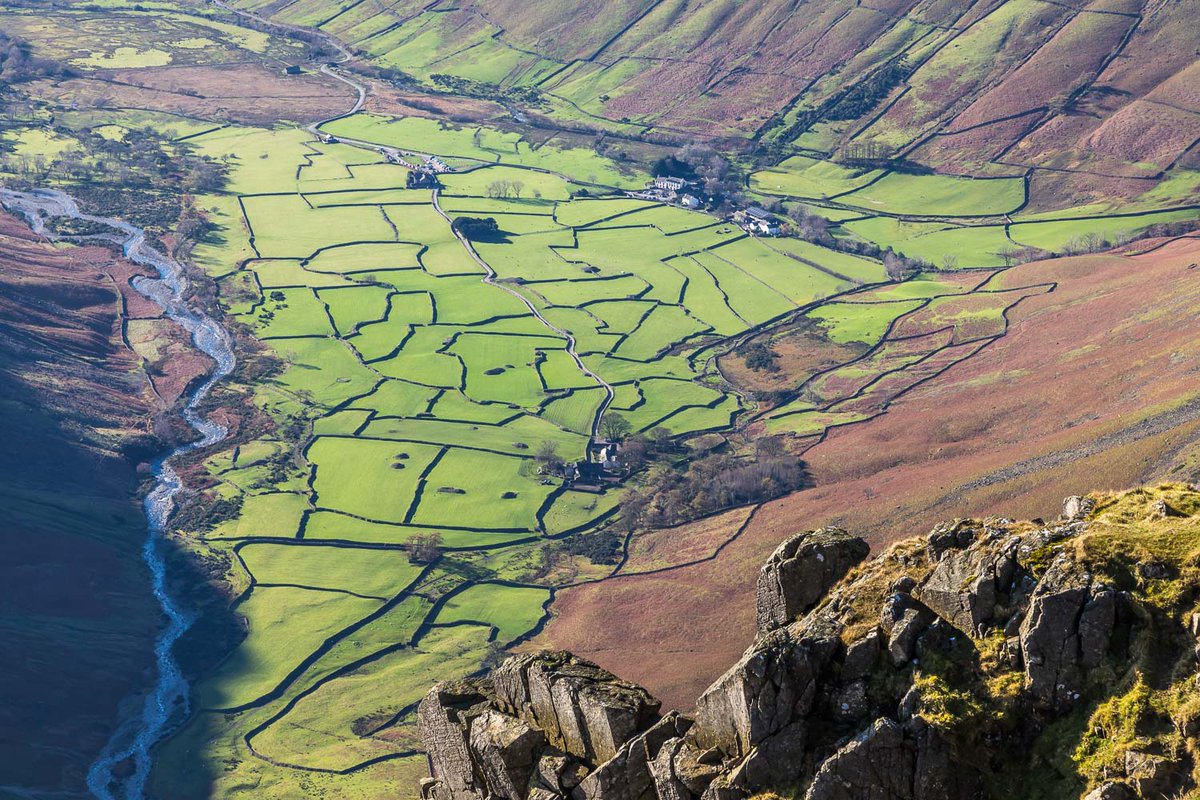 andrewswalks's tweet photo. Dry stone walls of Cumbria https://t.co/kdSaLivpnH