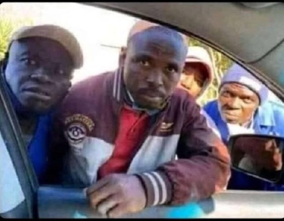 ComboSBY's tweet photo. @podcastwithmacg ..tlwelang go bua nywana,Official Rsa has been around for a while now and has given us a lot of hits,do your research, Benzoo ke mafikizolo wa balabala. https://t.co/6zVfeOAjrt