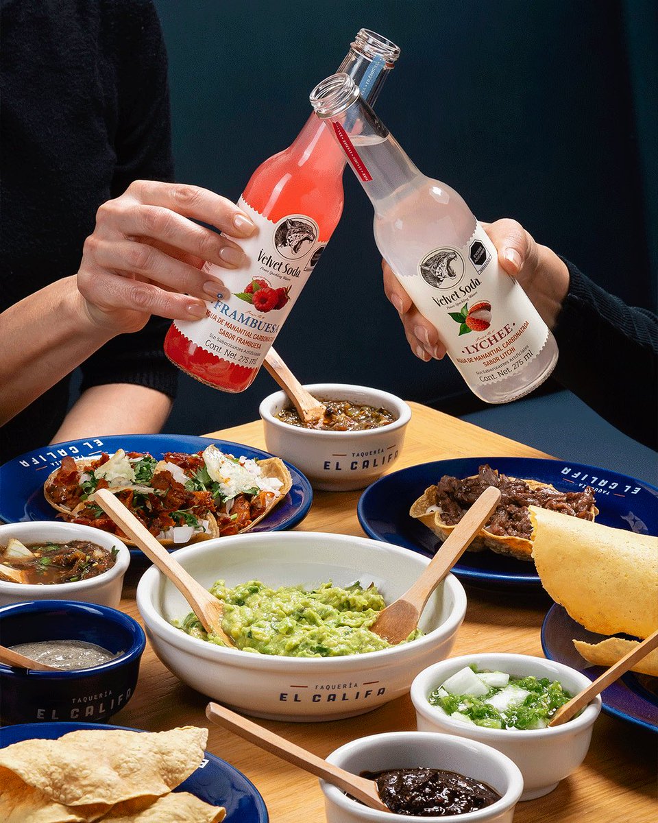 Brunch versión El Califa. Tacos al centro, salsas bien hechas y algo frío para acompañar. Sin prisas, sin reglas raras… solo antojo bien hecho y buena compañía.
#ElCalifa