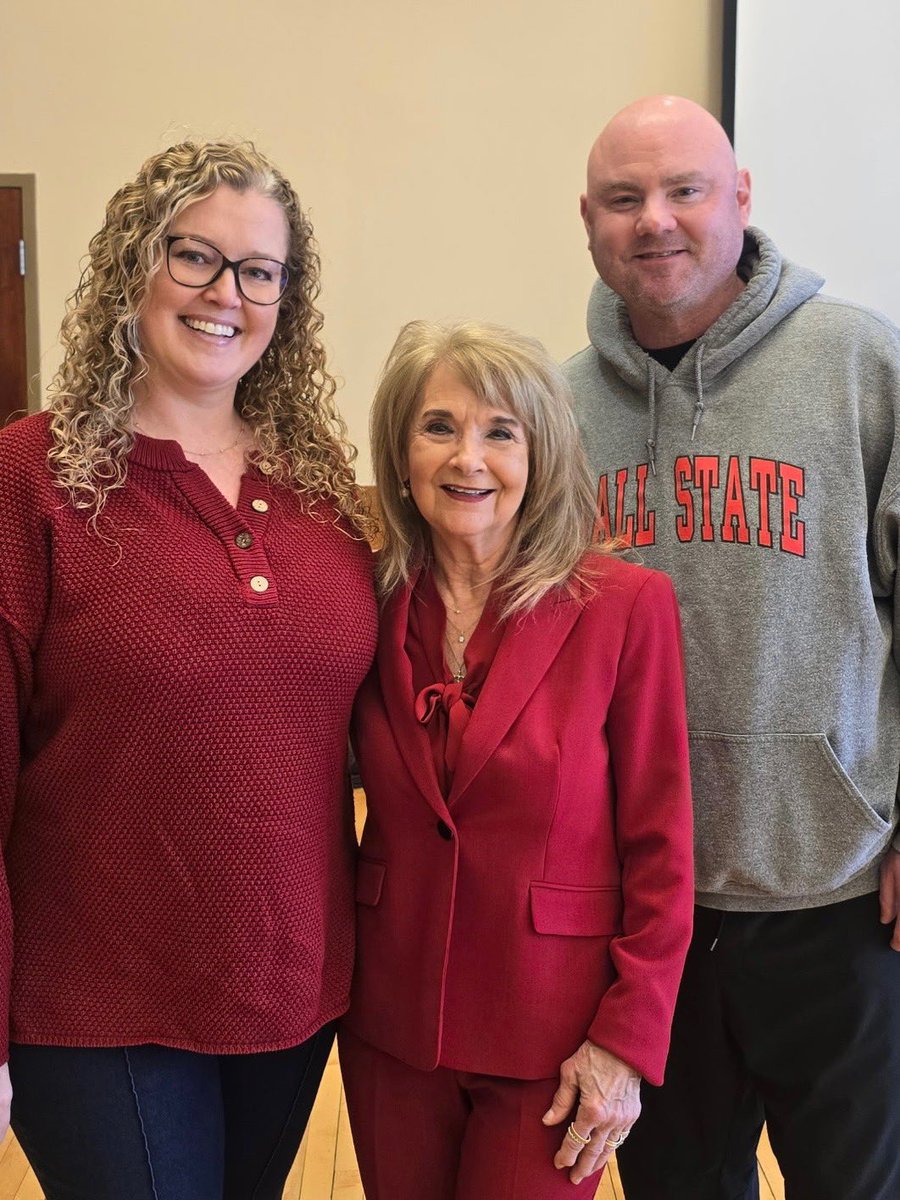 Michael Lewis tweet media