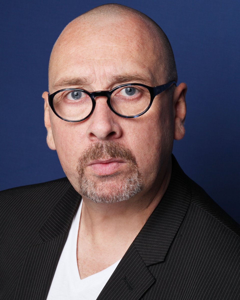 Mrthespianman's tweet image. A new year, a new look and a new start in 2026.  Currently looking for New #Representation 2 films due for release in 2026 Recently completed writing on a 7 part drama for TV &amp;amp; a table read is taking place in March app.spotlight.com/1250-0166-9472