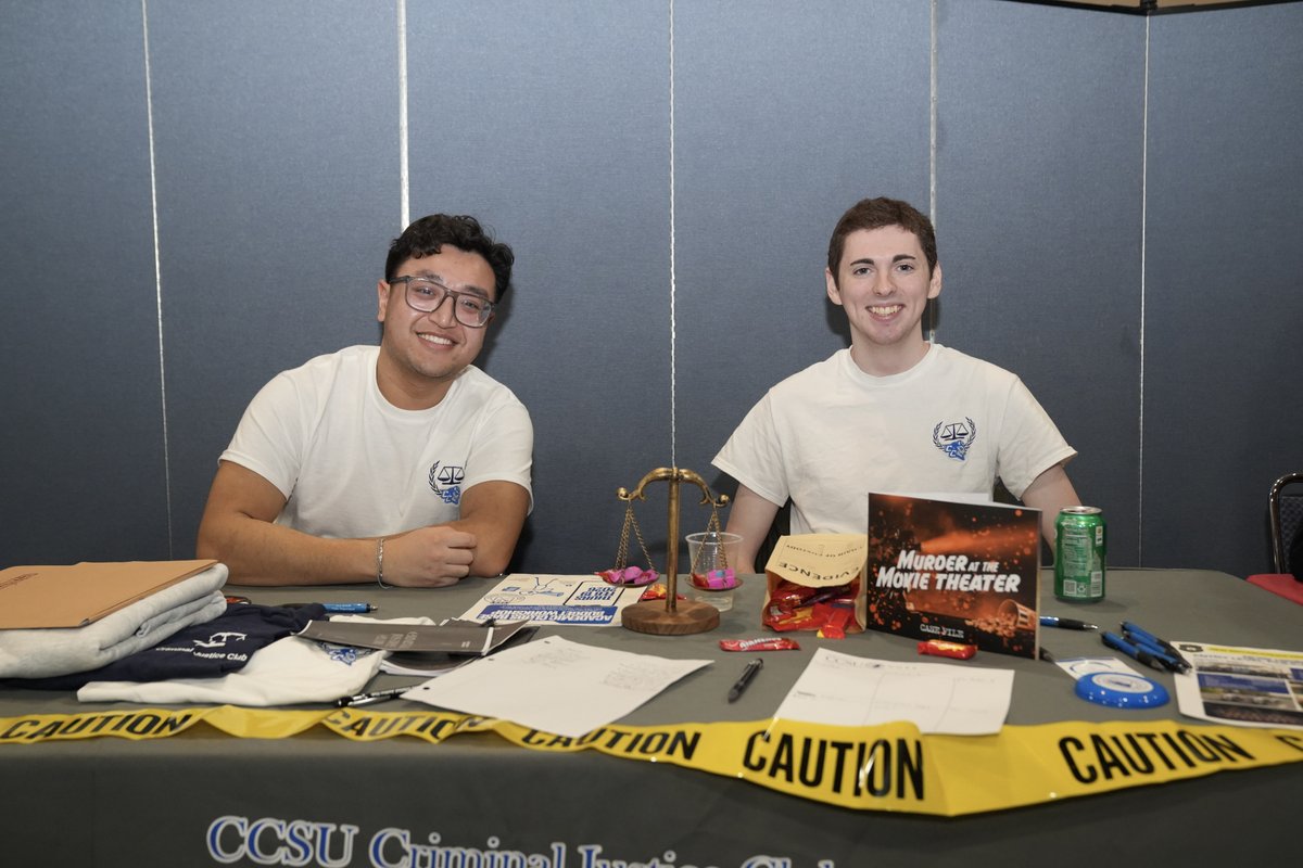 CCSU's tweet image. This is where connections begin. Thanks to everyone who showed up to the Winter Club Fair💙🔱

#WeAreCentral