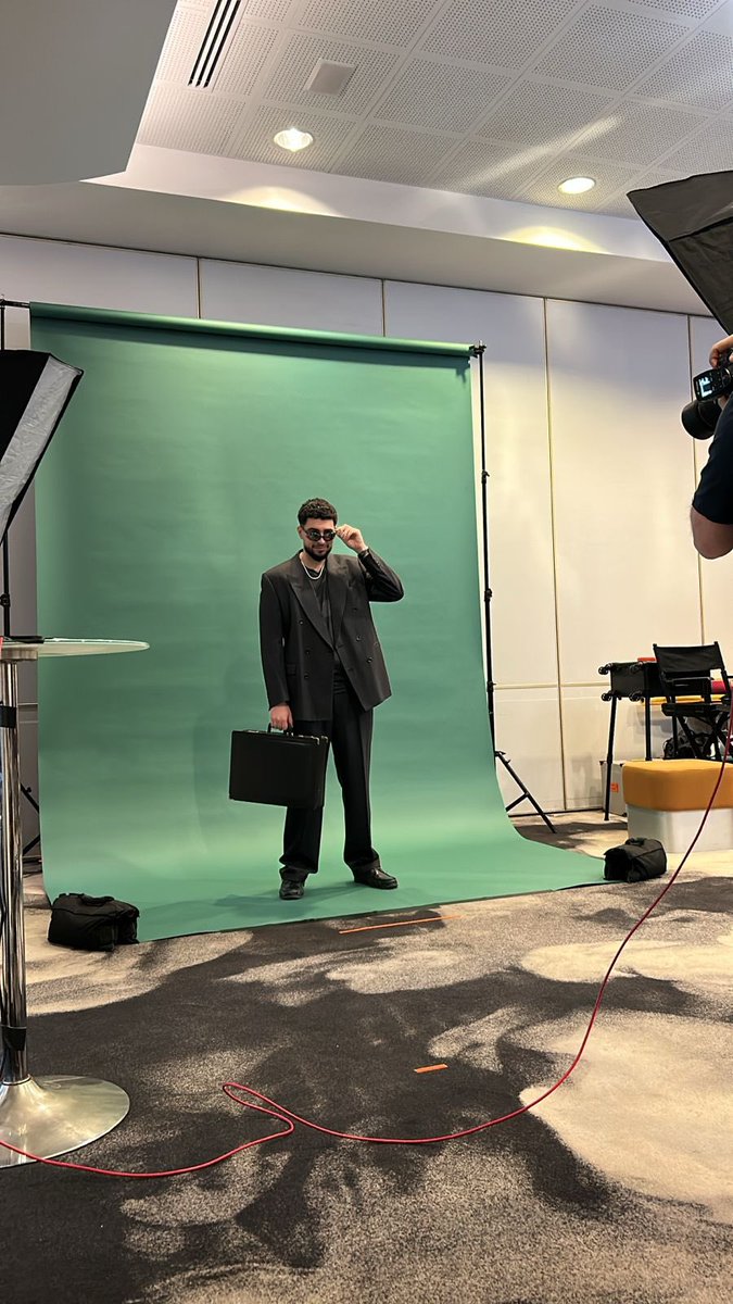 Secret Savage tweet media