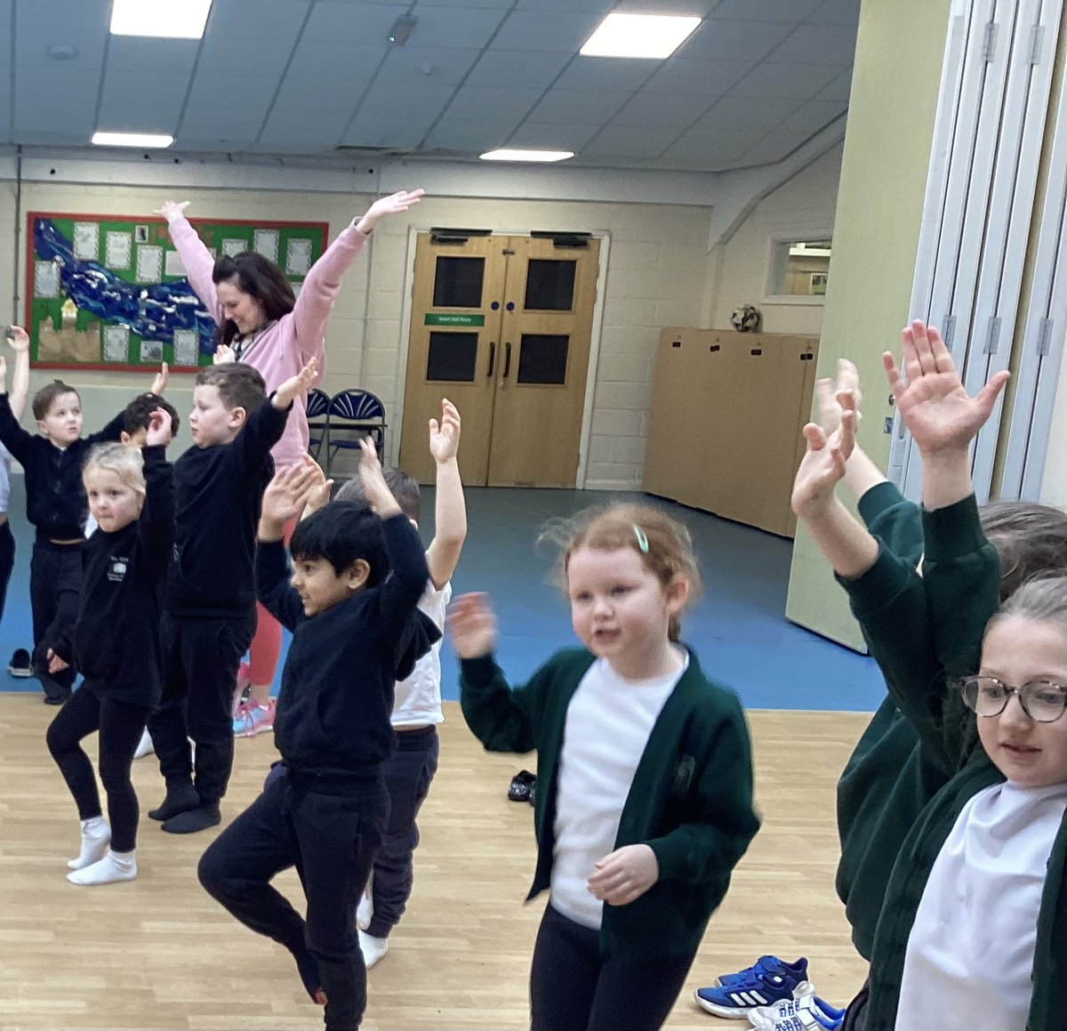 The Gates Primary - Robins Class Page tweet media