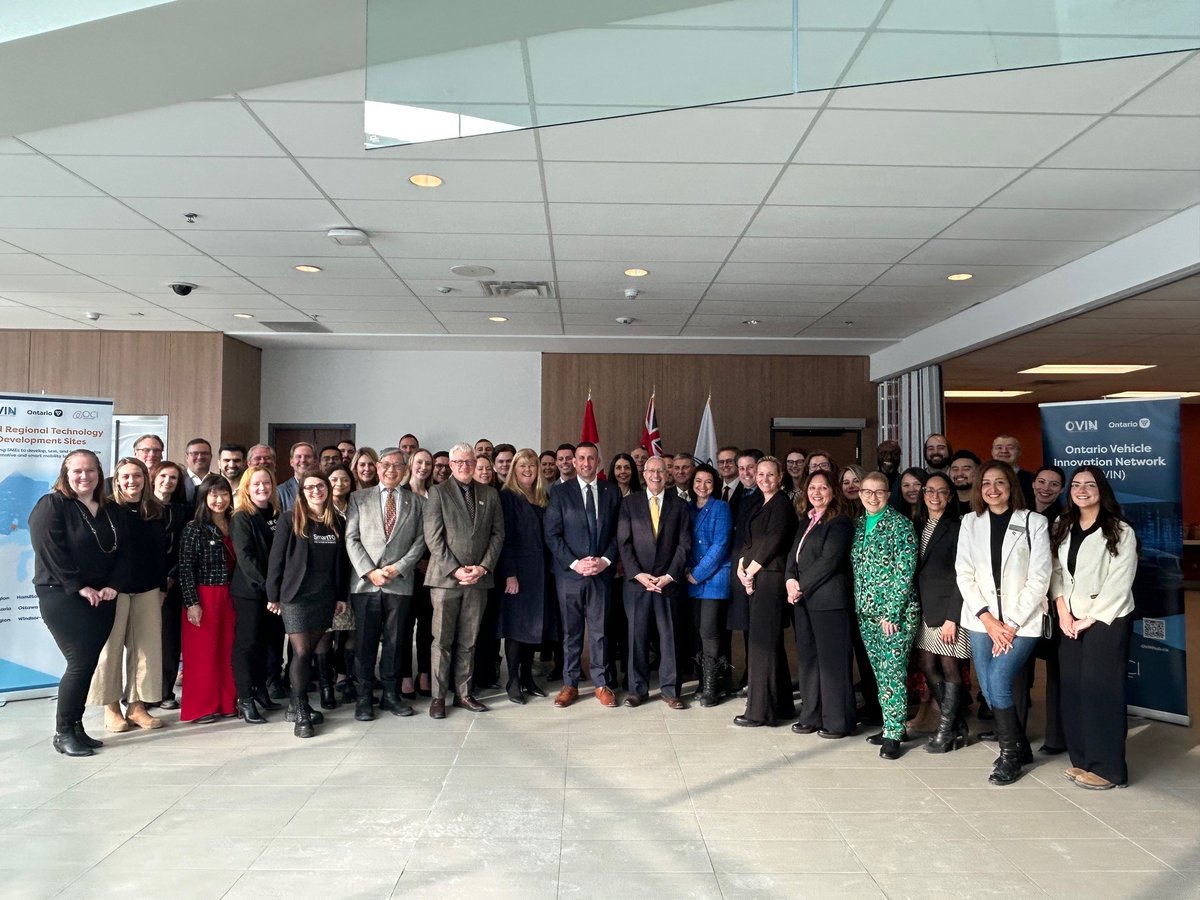 RH_EcDev's tweet photo. Great to have @myRichmondHill Mayor @DavidWestRH reconnect with @ONeconomy Minister @VictorFedeli in Richmond Hill last week amid the recent announcement about the OVIN Regional Technology Development Site (RTDS) coming to York Region.
#RHInnovation #ThinkingForward https://t.co/rgg1H9sfbl