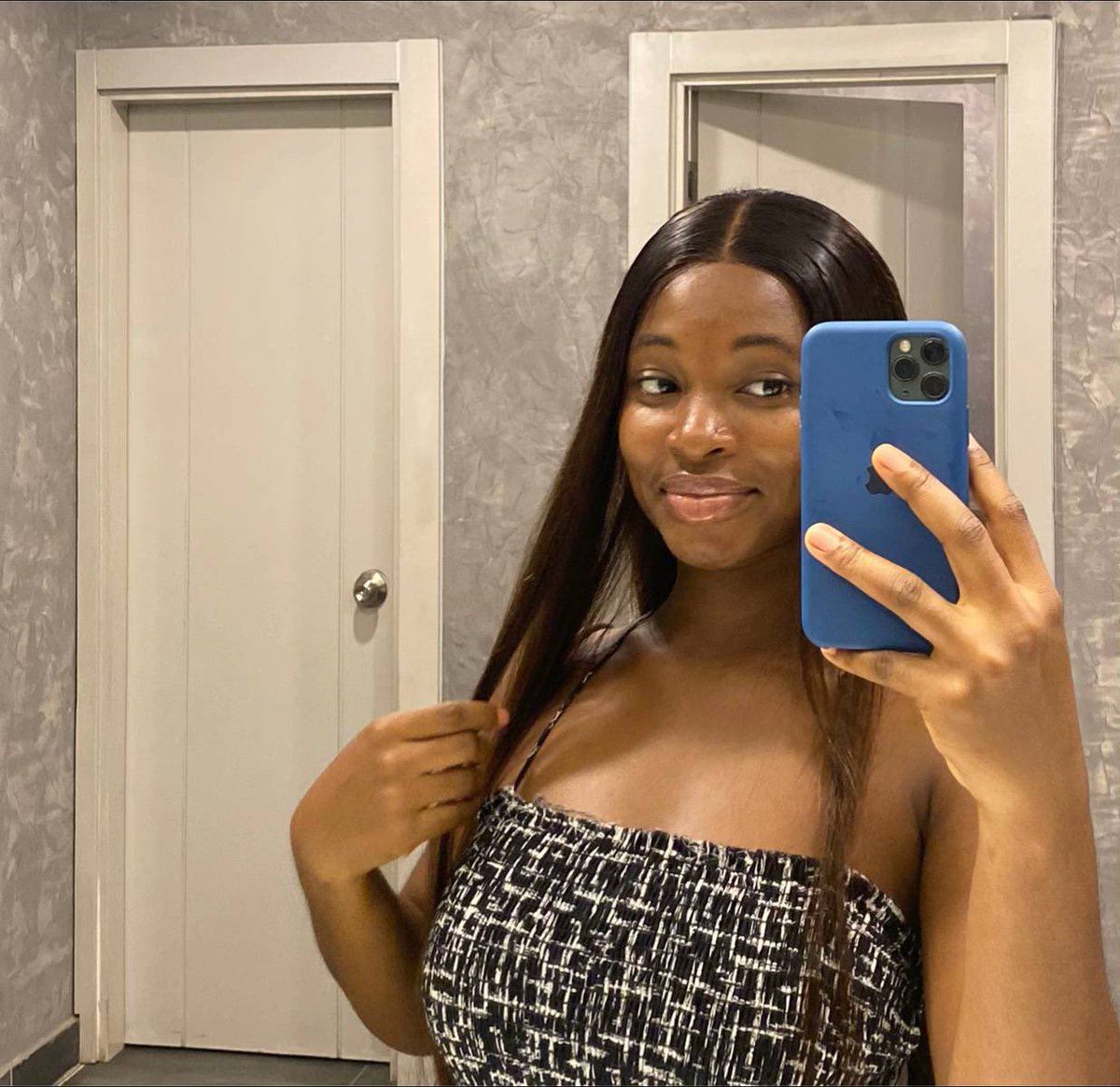 shelovesbrown_'s tweet image. Is there any Barcelona fan who loves Manchester United like I do? Or it’s a taboo 🥹