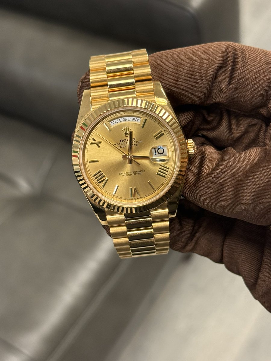dirtydan1of1's tweet photo. No Risk, No Rolex https://t.co/mT41eZYzkz