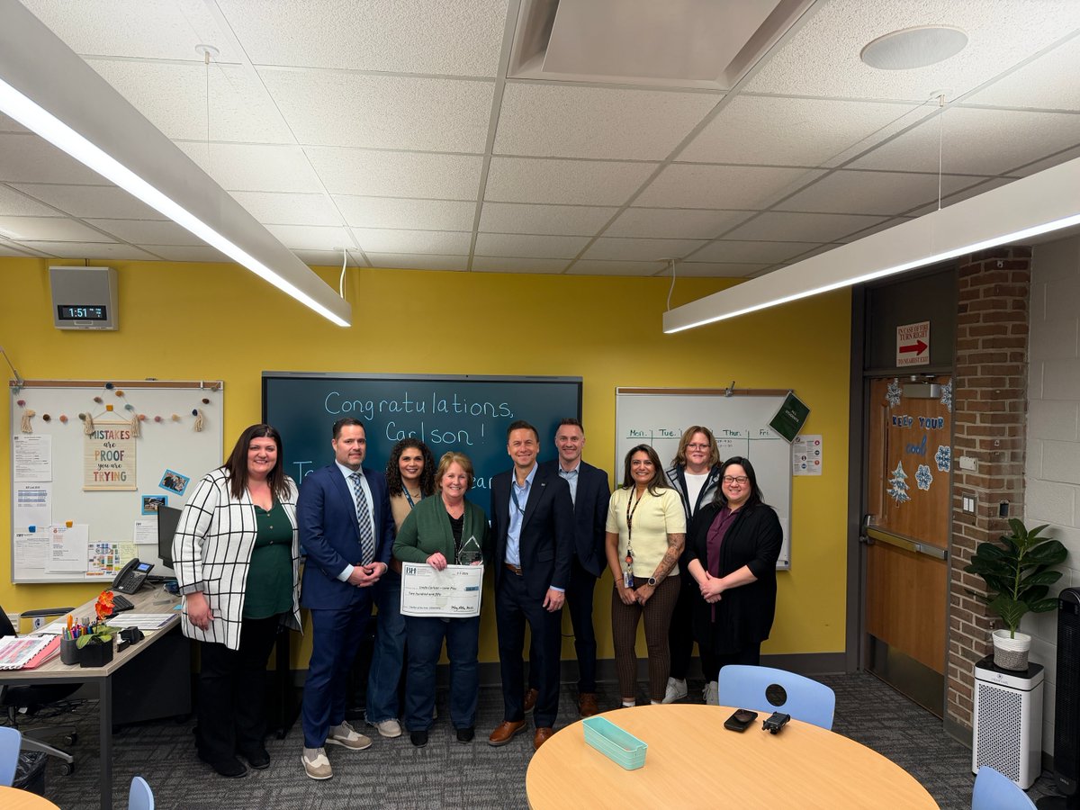bhschools's tweet photo. Congratulations to BHS Elementary Teacher of the Year, Linda Carlson from Lone Pine Elementary 🦁 👏 ! Please join us in celebrating Linda for her passion, dedication, and impact on our students! 🎉🍎#BelongHere #ExcelAnywhere https://t.co/qXhwqxTcxb