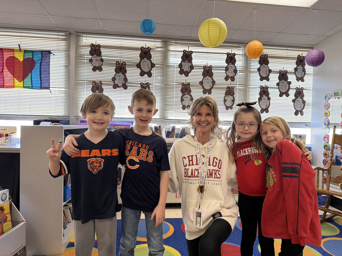 Kindness week at Edgebrook! Mrs. Wilcosky and some of her students are teaming up to be kind! Tomorrow, wear your workout clothes! #ebroadrunners #d15rocks