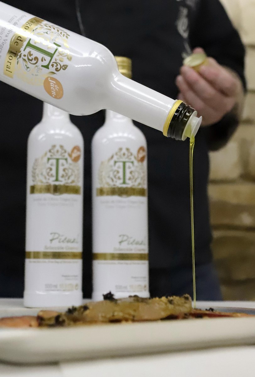 🫒 #𝗔𝗢𝗩𝗘 | <a href="/PagosdeToral/">Pagos de Toral</a>, el Aceite de Oliva Virgen Extra de Asador Juan Caballo en las XXV Jornadas Gastronómicas en el Renacimiento.

📍 C/San Cristóbal, 26. 3ºE | Úbeda
📩 info@pagosdetoral.com
📲 pagosdetoral.com

ℹ️ gastronomiarenacimiento.wordpress.com/2026/02/10/pag…