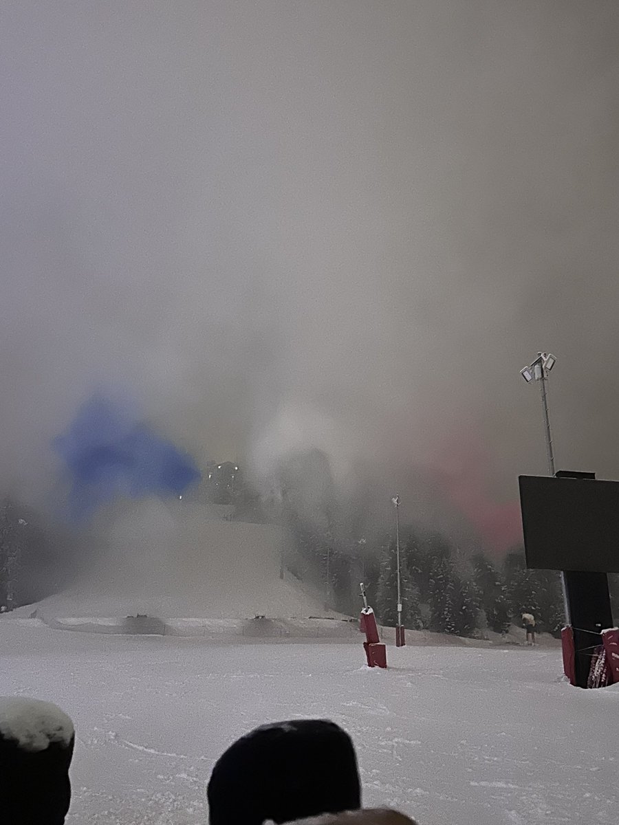 Alex ♐️☢️❄️✈️ tweet media