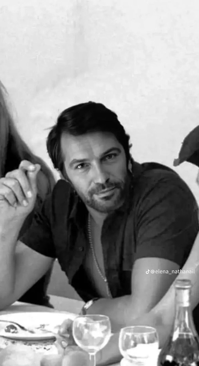 Το κραγιόν! tweet media