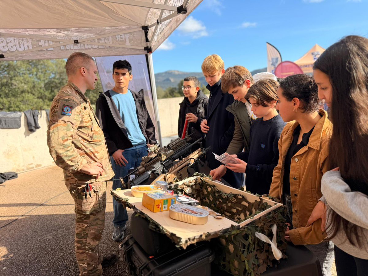 Présentation des Armées <a href="/accorse/">Académie de Corse</a>