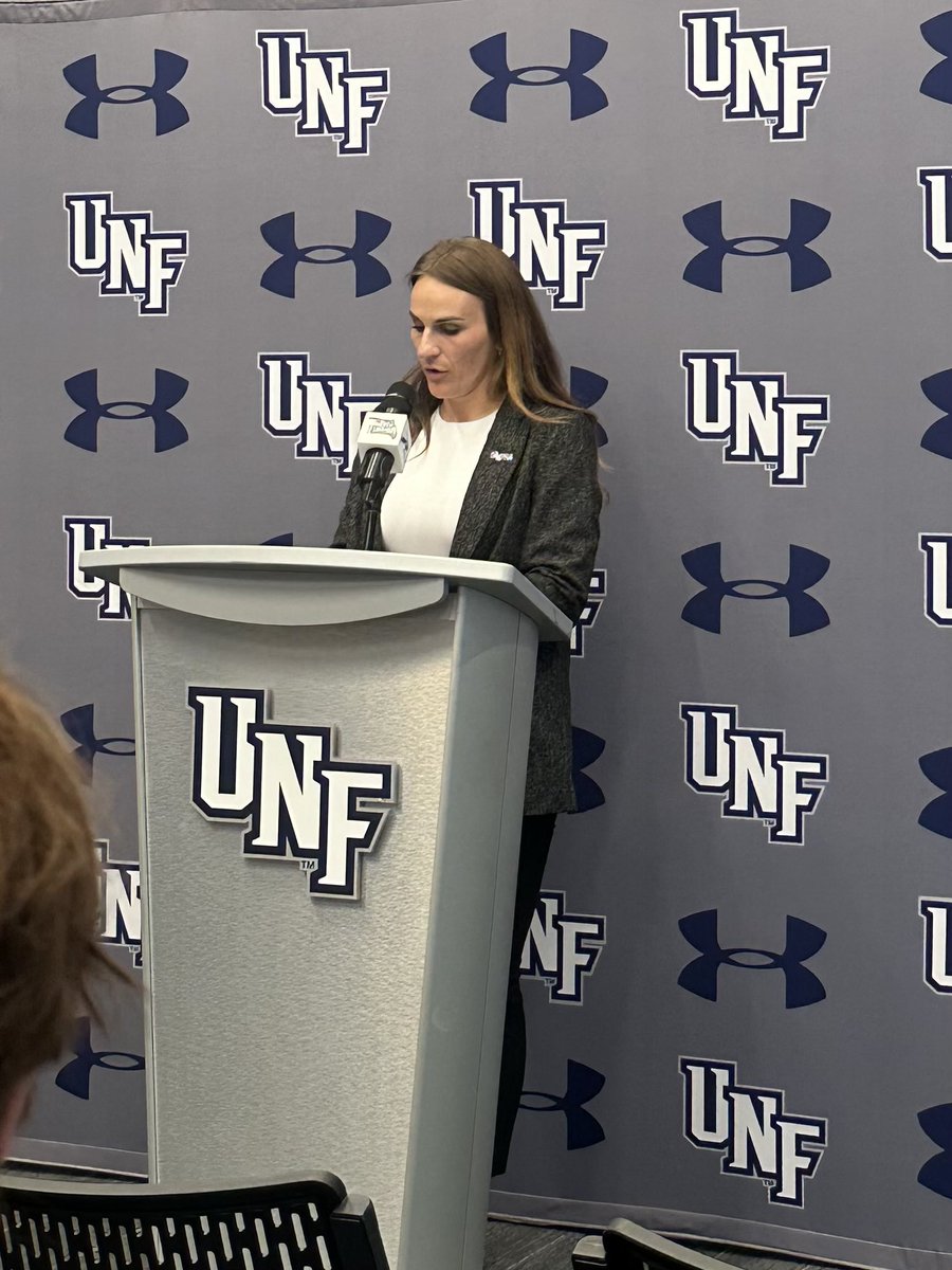 1010 XL / 92.5 FM tweet media