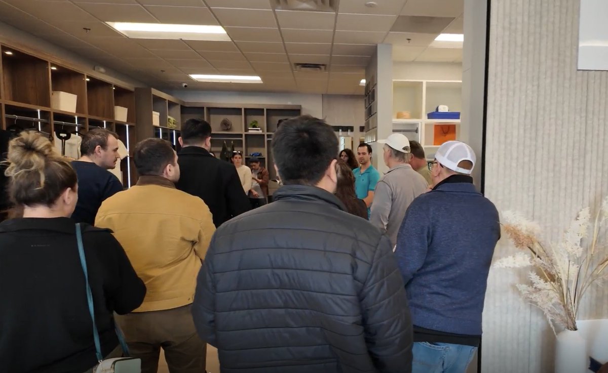 BVCabinets's tweet photo. From walk-in closets to smart storage solutions...our Lunch &amp; Learn event last week was all about what’s possible. Thank you to everyone who spent time with us learning about our closet systems! Let’s keep creating beautiful, functional spaces. https://t.co/BgNW3UwPpD
