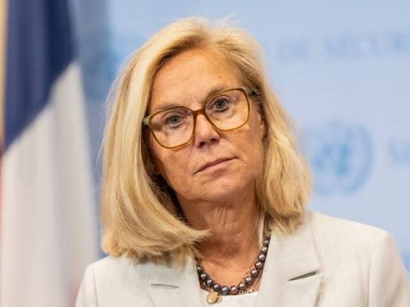 Petra van Dam tweet media