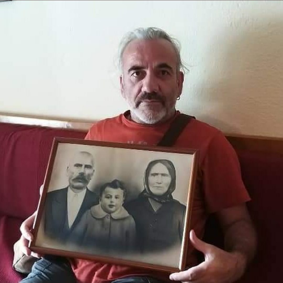 oulosP's tweet image. Yannis Vasilis Yaylali, born İbrahim Yaylalı in a Turkish Muslim family but discovered his Pontian Christian Greek roots, has received his SECOND deportation order from the Ministry of Immigration and Asylum.

The Ministry led by @thanosplevris says that his asylum application…