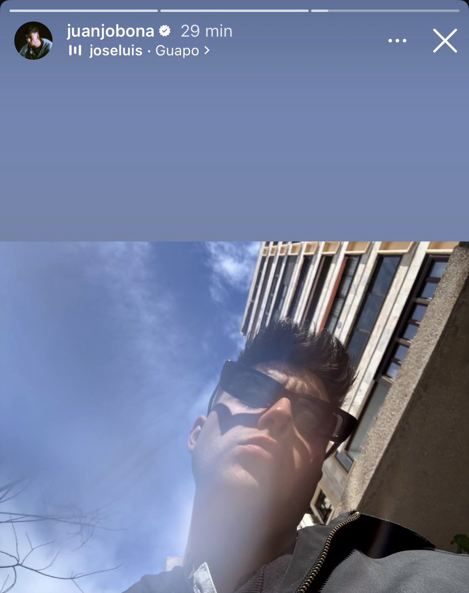 si es que, él lo sabe